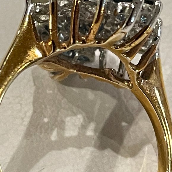 Simulated Sapphire Ring - Picture 5 of 6